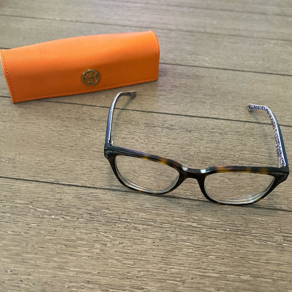 Tory Burch Glasses with case